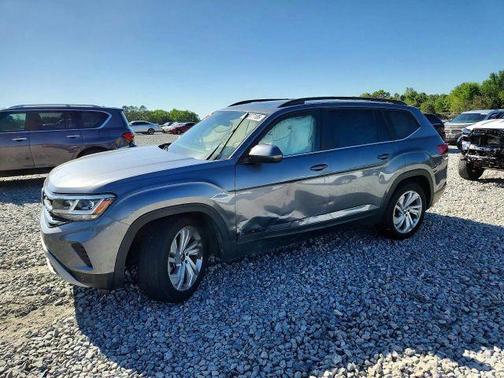 Platinum Gray Metallic 2022 Volkswagen Atlas 3.6L SE w/Technology