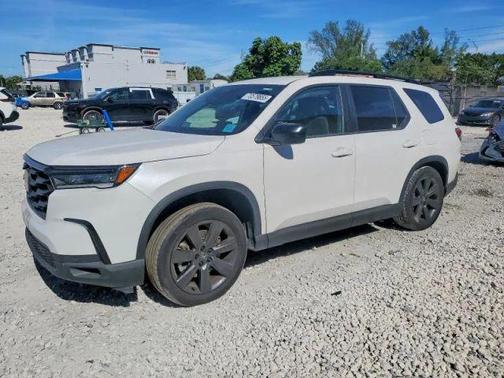 White 2025 Honda Pilot Sport