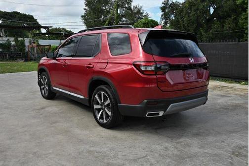 2024 Honda Pilot Touring