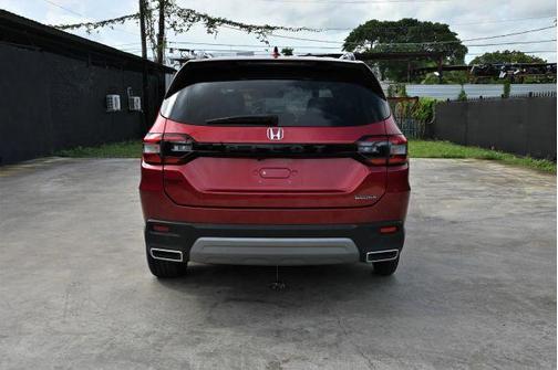 2024 Honda Pilot Touring