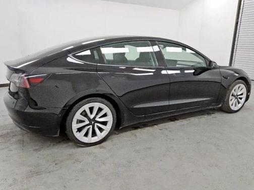 2022 Tesla Model 3 Base