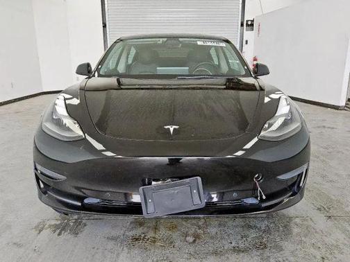 2022 Tesla Model 3 Base