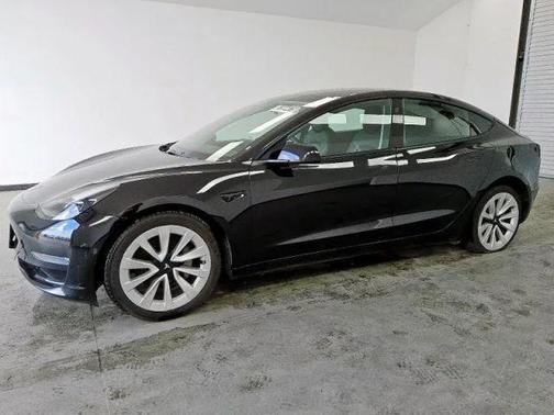 2022 Tesla Model 3 Base