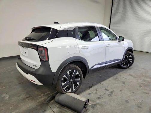 Fresh Powder 2026 Nissan Kicks SV