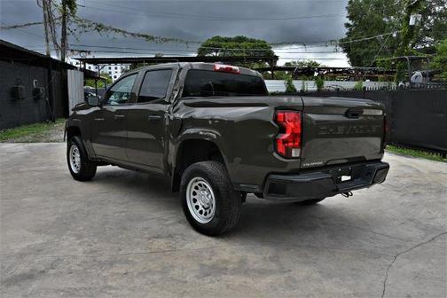 Bronze 2024 Chevrolet Colorado WT