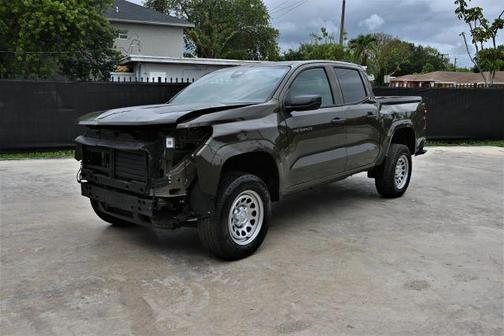 Bronze 2024 Chevrolet Colorado WT