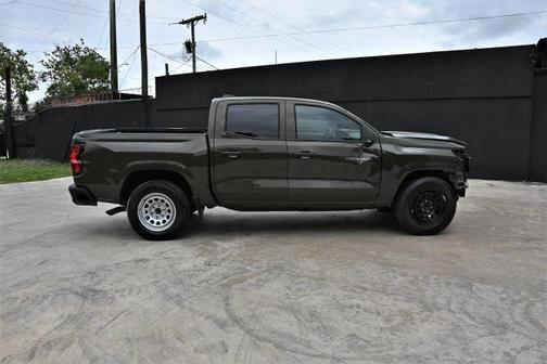 Bronze 2024 Chevrolet Colorado WT