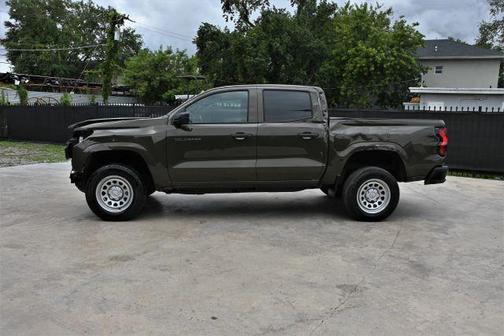 Bronze 2024 Chevrolet Colorado WT