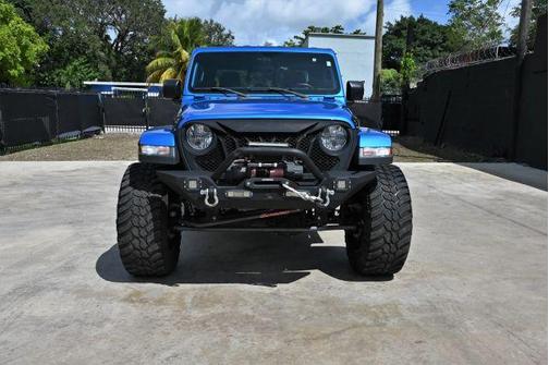 2020 Jeep Gladiator Sport