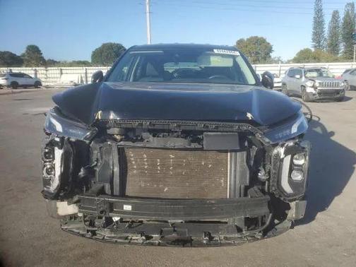 2022 Hyundai PALISADE SE