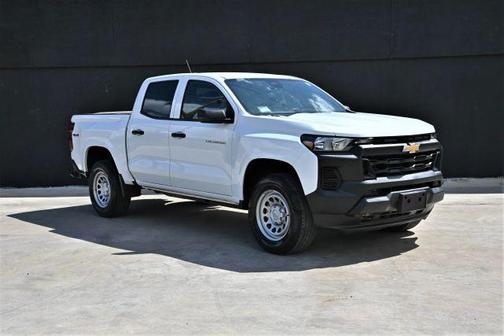2024 Chevrolet Colorado WT
