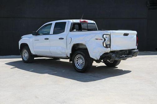 2024 Chevrolet Colorado WT