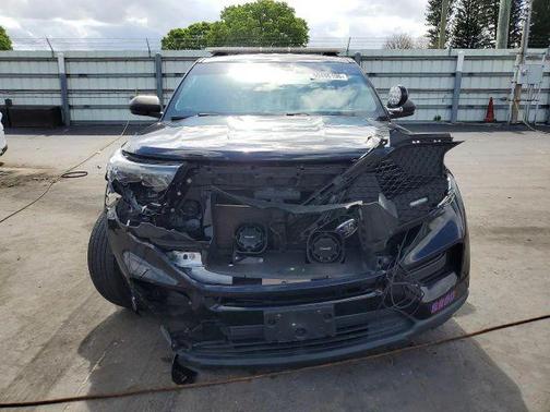 Black 2022 Ford Utility Police Interceptor Base