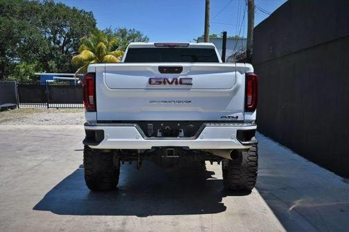 2021 GMC Sierra 2500 AT4