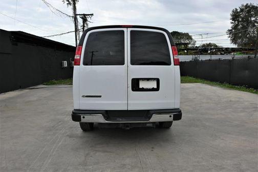 2024 Chevrolet Express 2500 LT