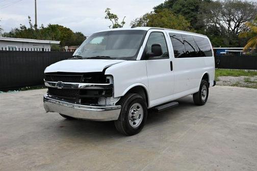 2024 Chevrolet Express 2500 LT
