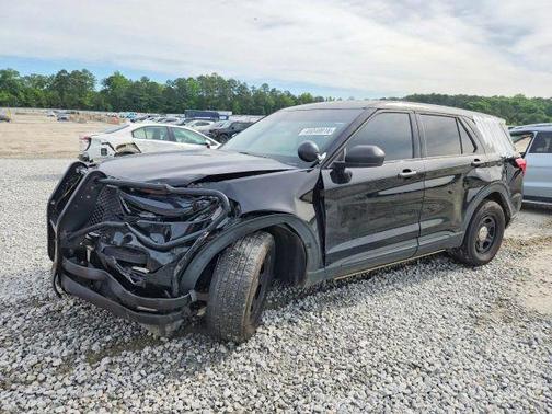 Black 2022 Ford Utility Police Interceptor Base