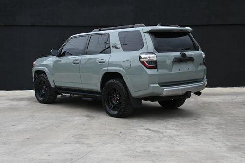2022 Toyota 4Runner TRD Off Road