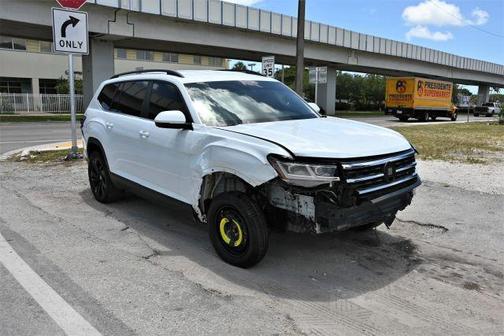 2022 Volkswagen Atlas 3.6L SE w/Technology