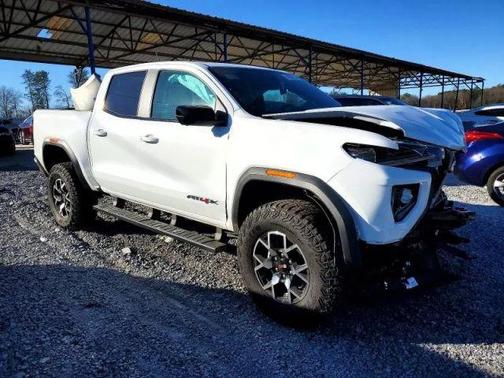 2025 GMC Canyon AT4