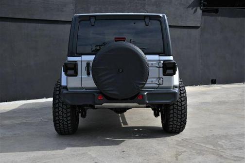 2020 Jeep Wrangler Sahara