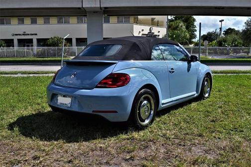 2016 Volkswagen Beetle 1.8T S