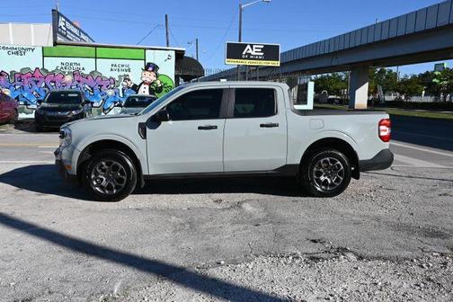 2022 Ford Maverick XL