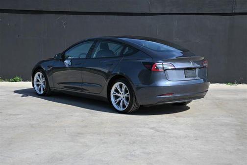 2022 Tesla Model 3 Base