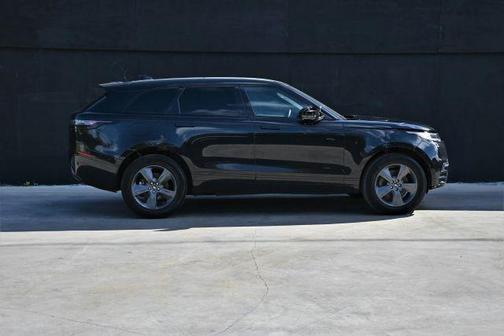 2025 Land Rover Range Rover Velar P250 Dynamic SE