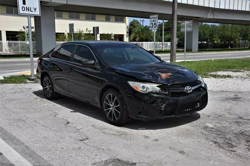 2015 Toyota Camry XSE