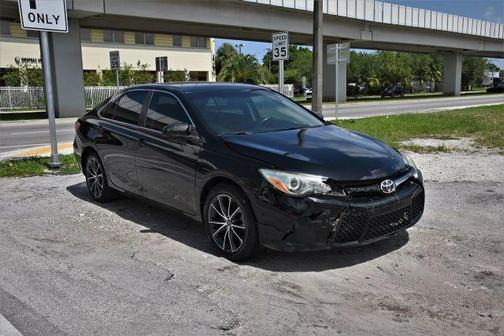 2015 Toyota Camry XSE