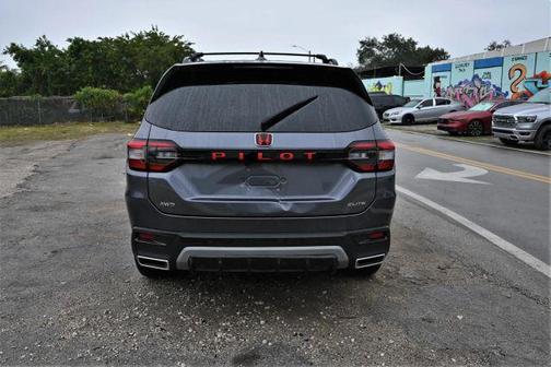 2025 Honda Pilot Elite