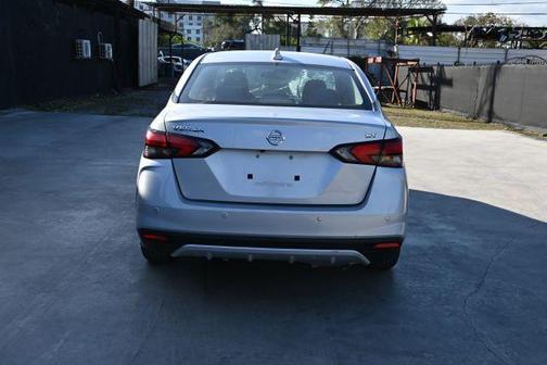 2022 Nissan Versa 1.6 SV