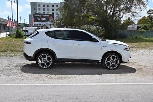 2024 Alfa Romeo Tonale Veloce