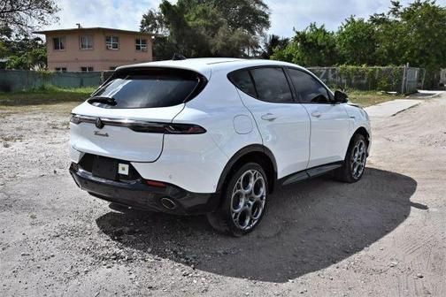 2024 Alfa Romeo Tonale Veloce