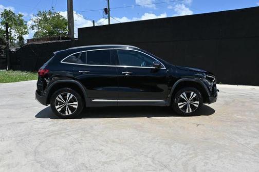 Black 2025 Mercedes-Benz GLA 250 Base