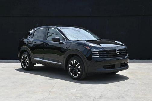 Super Black 2025 Nissan Kicks SV