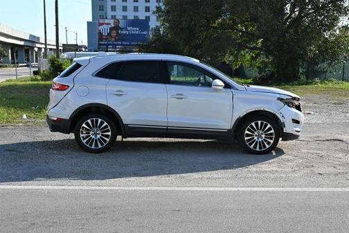 2017 Lincoln MKC Reserve