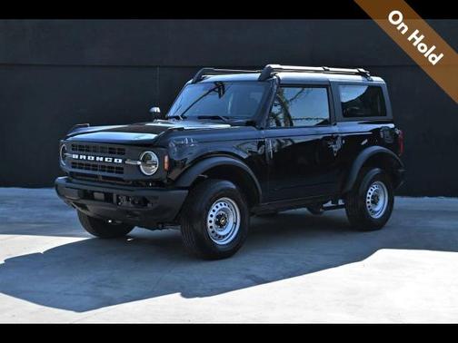 2025 Ford Bronco Base