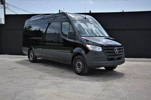 2025 Mercedes-Benz Sprinter 2500 High Roof