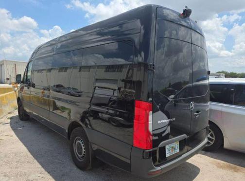 2025 Mercedes-Benz Sprinter 2500 High Roof