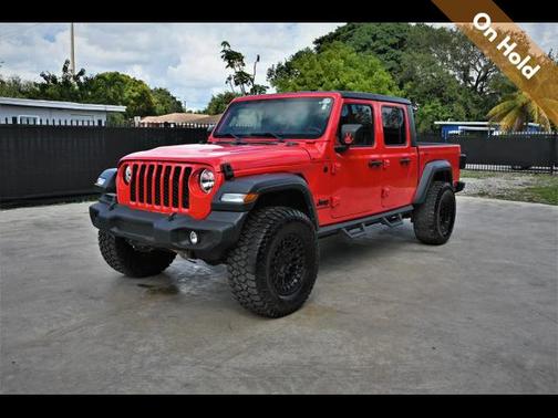 2023 Jeep Gladiator Sport