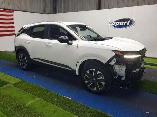 Fresh Powder 2026 Nissan Kicks SV