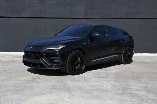 2021 Lamborghini Urus Base