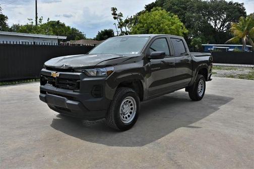 Bronze 2024 Chevrolet Colorado WT