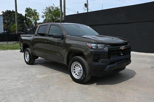 Bronze 2024 Chevrolet Colorado WT