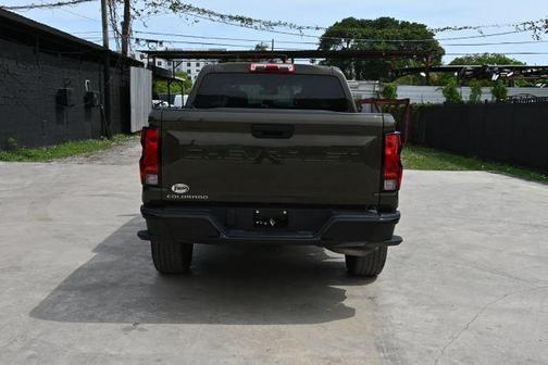 Bronze 2024 Chevrolet Colorado WT