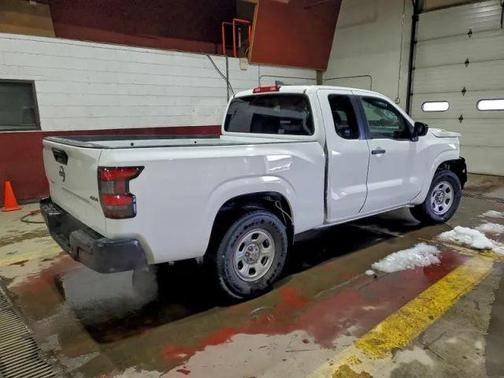 2023 Nissan Frontier S