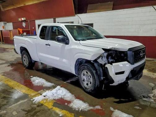 2023 Nissan Frontier S
