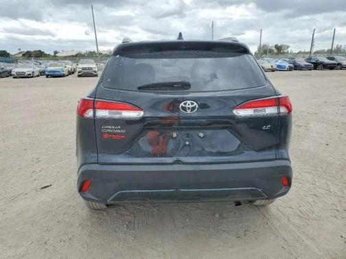 2025 Toyota Corolla Cross LE